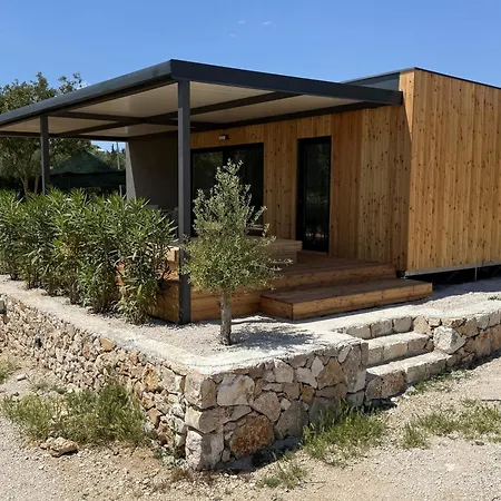 Holiday home Aurea House Tisno