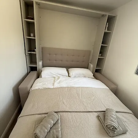 Сasa de vacaciones Aurea House