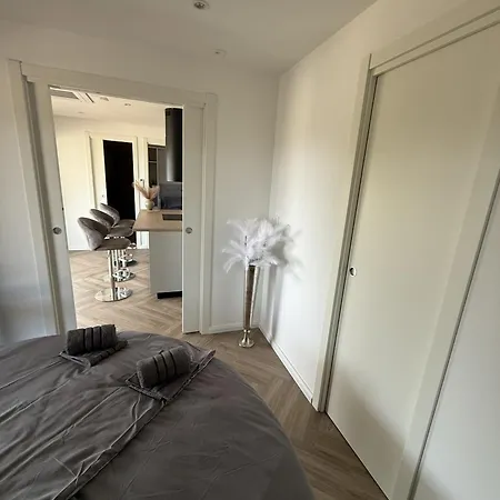 Дом отдыха Aurea House Тисно