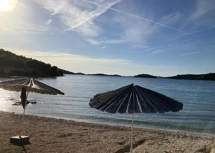 Aurea House 別荘 ティスノ